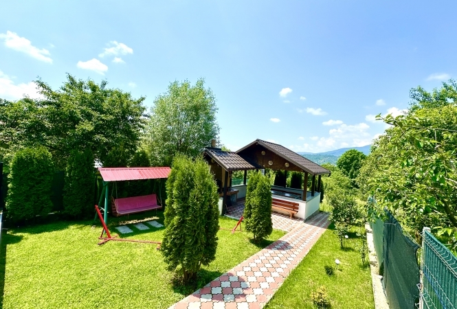 Cazare la Casa David Comarnic 