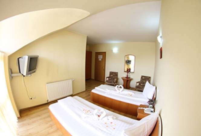 Cazare la CASA TRAIANA