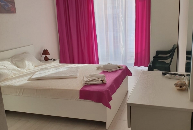 Cazare la Lacul Magic