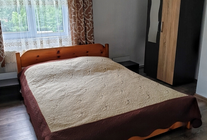 Cazare la CASA OVIDIU