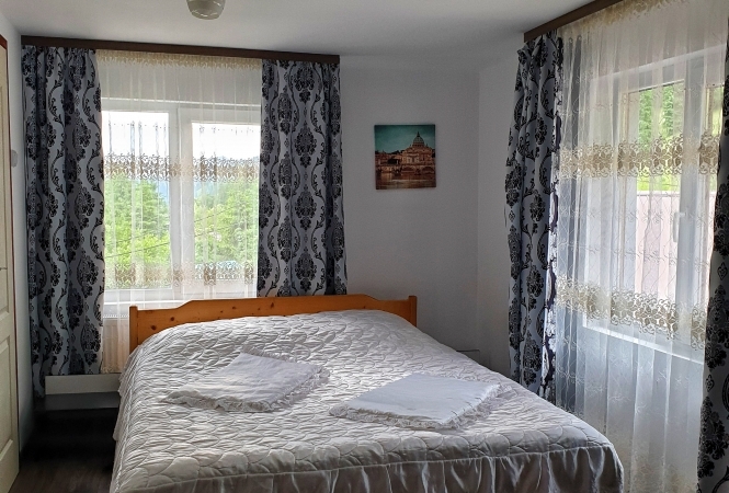 Cazare la CASA OVIDIU