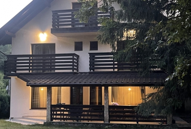 Cazare la Vila Green&White Moieciu de Sus – Oază de Liniște în Inima Naturii