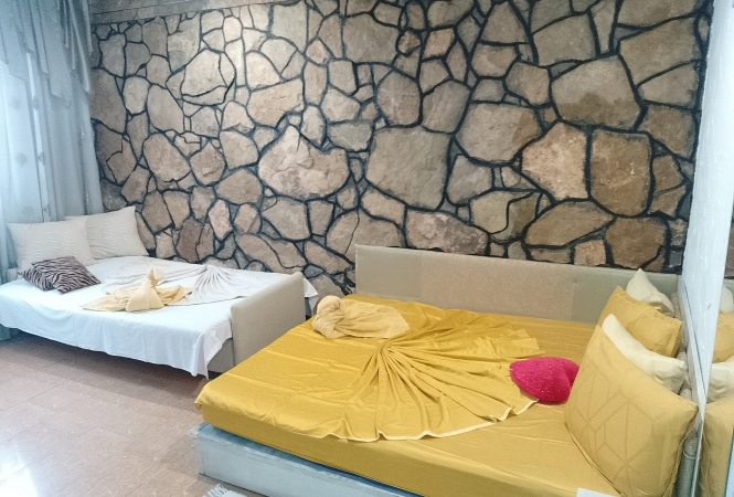 Cazare la camere duble 2 persoane/3pers/4pers