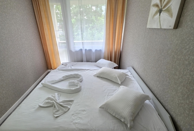 Cazare la Hotel Legacy